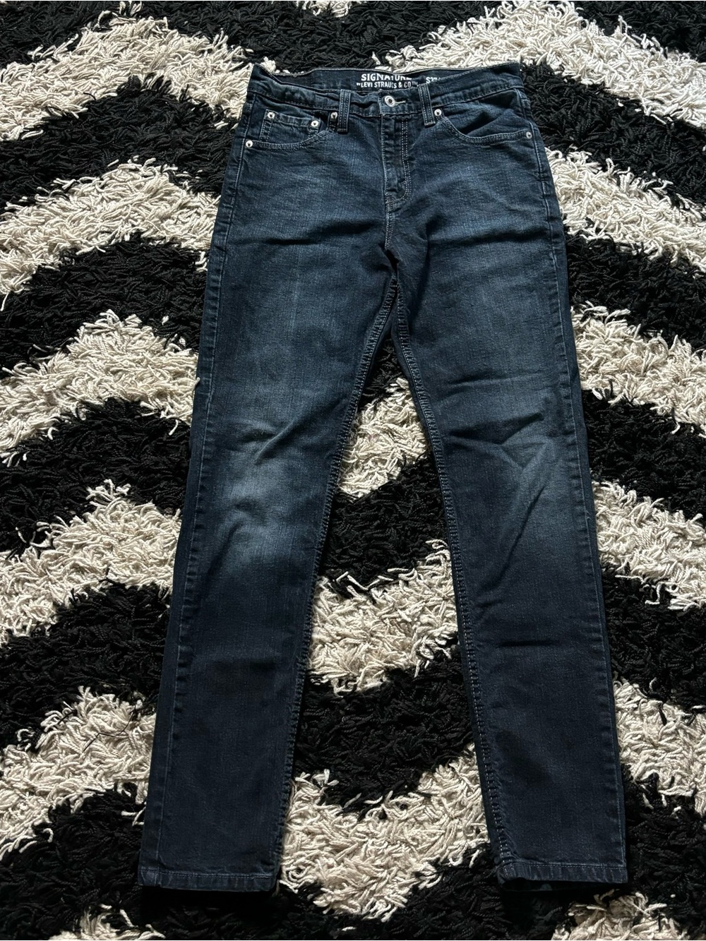 Signature Levi Strauss & Co S37 Slim Dark Wash Denim Streetwear Jeans